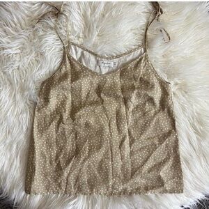 Magic linen polka dot top